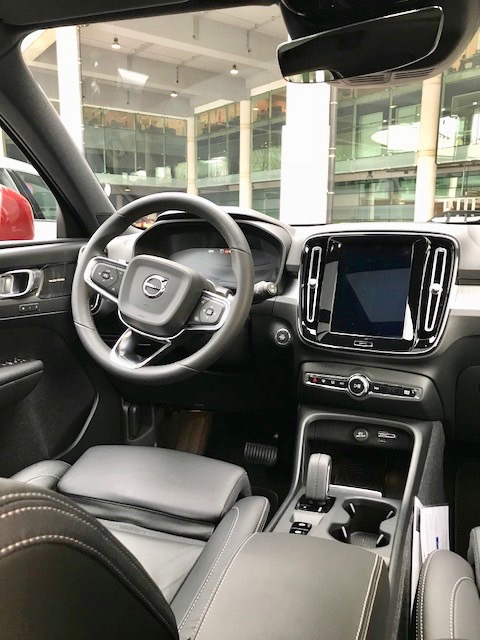 XC40-interior (1)